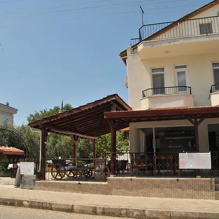 아파트호텔 Dinc Apart 올루데니스